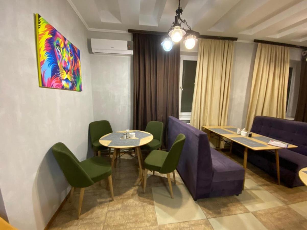 Hotel Alma Ata Zhosaly Luaran gambar