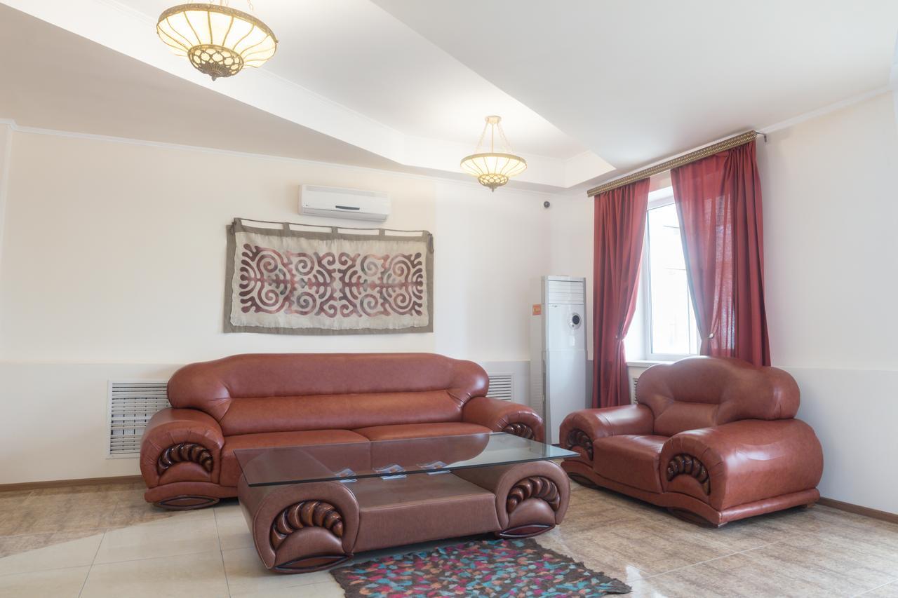 Hotel Alma Ata Zhosaly Luaran gambar